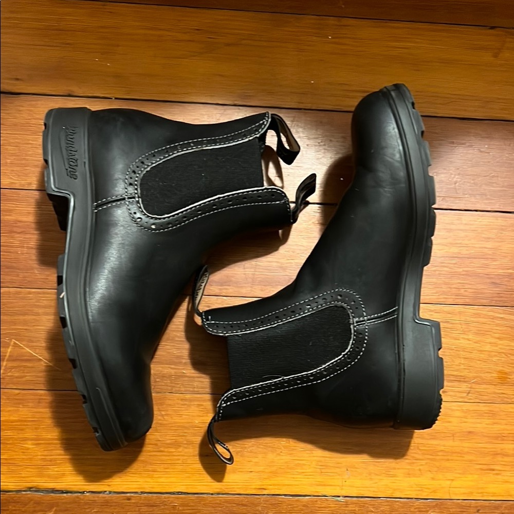 Blundstone Black Leather Boots Classic Style